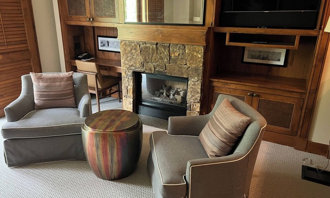 Wilson Resort | Luxurious 3 BR, 3 Bath Villa located within Four Seasons Jackson Hole Resort