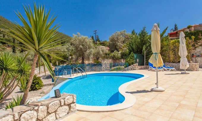 Katokhorion Villa | Luxurious Private Villa Artemis, Vlycho, Near Nidri. Sleeps 6-7 Lift. Pool.