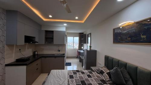 Malviya Nagar Hotel | Luxurious studio