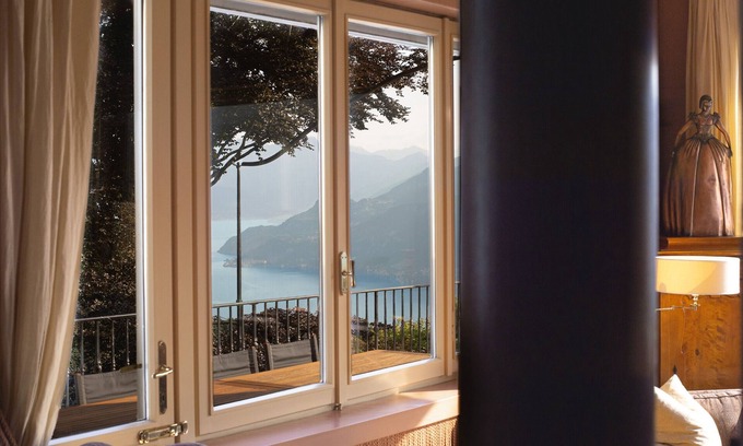 Civenna Villa | Luxurious stylish villa with pool and views over Lake Como! - Villa Cristina