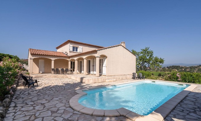 Oupia Villa | Luxurious villa in Oupia with private pool