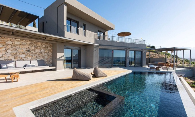 Kokkinon Khorion Villa | Luxurious Villa Kokoblue - With Heated Pool