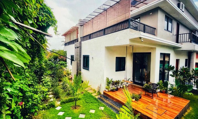 Bogmolo Villa | Luxurious Villa with Pool - Casa de Esperanza Goa