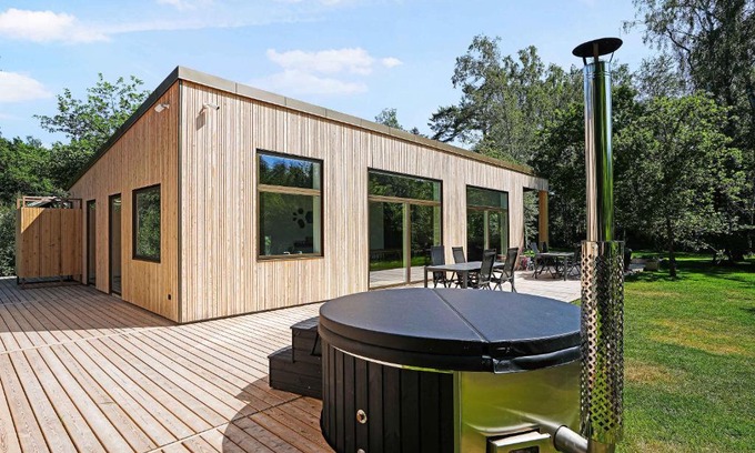 Frederiksvaerk House | Luxurious Wooden House In Idyllic Surroundings