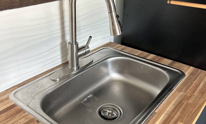 Brazoria Condo | Luxury 1-bedroom Container Condo in brilliant Brazoria with AC, WiFi