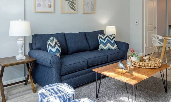 Boynton Beach Apartment | Luxury 1BD Apartment in Casa Costa