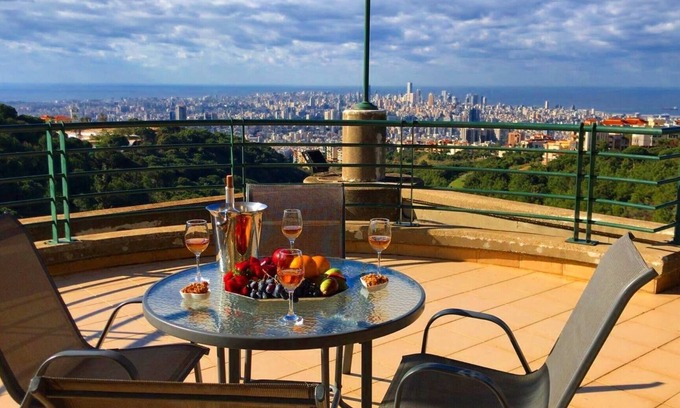 Ain Saadeh Apartment | Luxury 1br-2br Apt-panoramic View Terrace 24-7 Pwr