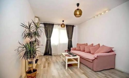 Bucharest Apartment | Luxury 2BR Apartment Victoriei with Parking!
