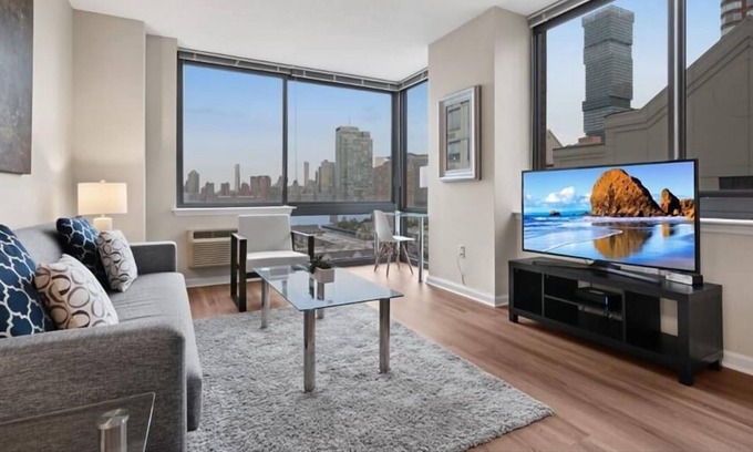 Hudson Exchange Apartment | Luxury 2BR | Gym & Pool | Jersey City by GLS