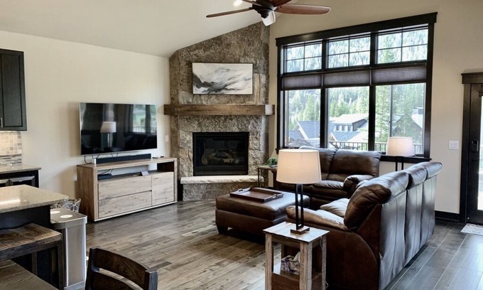Keystone House | Luxury 3 Bedroom Mountain Townhome in Keystone