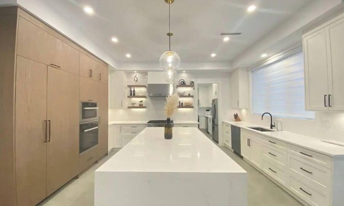 Langley House | Luxury 5 BR home w/pool perfect for a getaway.