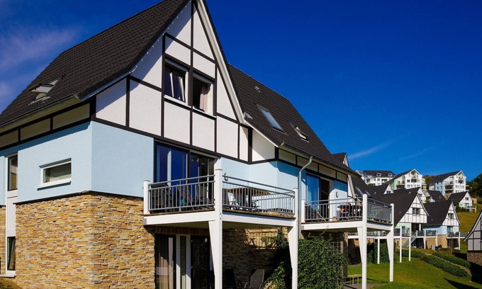 Heimbach Villa | Luxury 8-person villa with its own sauna at Dormio Resort Eifeler Tor