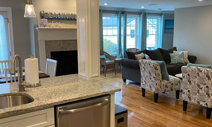 Fifth Ward House | Luxury Accommodations