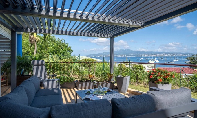 Trois-Ilets Apartment | Luxury apartment with sea view (MQTI71 4p)