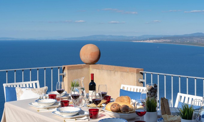 Populonia Apartment | Luxury apartment in Tuscany with spectacular sea views