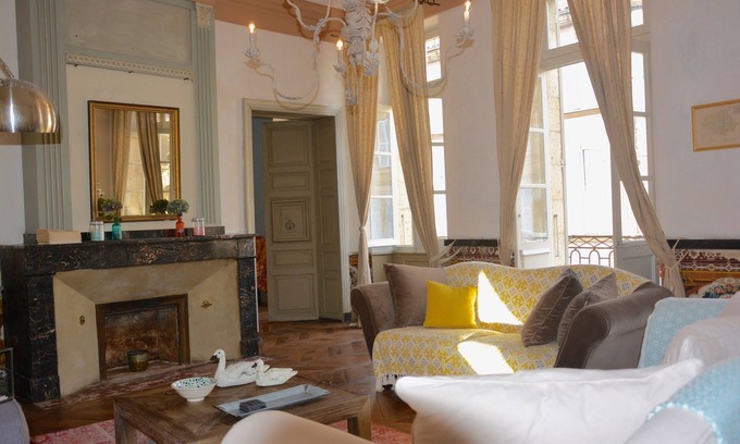 Lectoure Apartment | Luxury apartment in the heart of Lectoure
