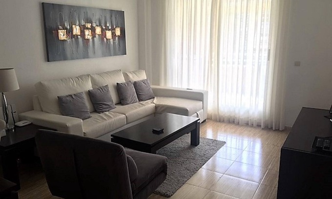 Platja de l'Arenal Apartment | Luxury apartment near Arenal beach Sleeps 6. Fully equipped. Full AirCon/Heating