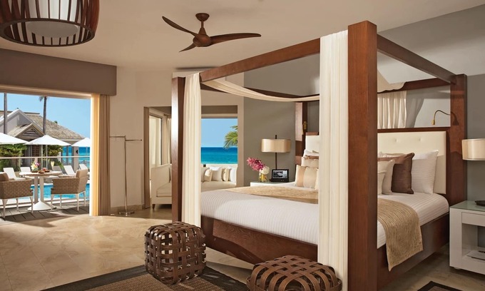 Montego Bay Resort | Luxury Beachfront All Inclusive Resort Jamaica Ocean View With Soaking Tub