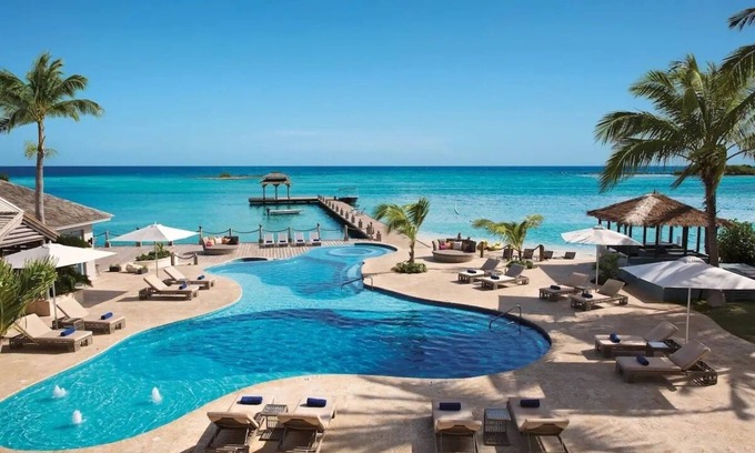 Montego Bay Resort | Luxury Beachfront All Inclusive Resort Jamaica Tropical View With Tub
