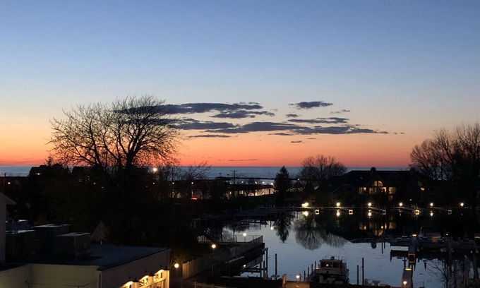 New Buffalo Condo | LUXURY CONDO WITH PANORAMIC LAKE,HARBOR,AND NATURE PRESERVE VIEWS