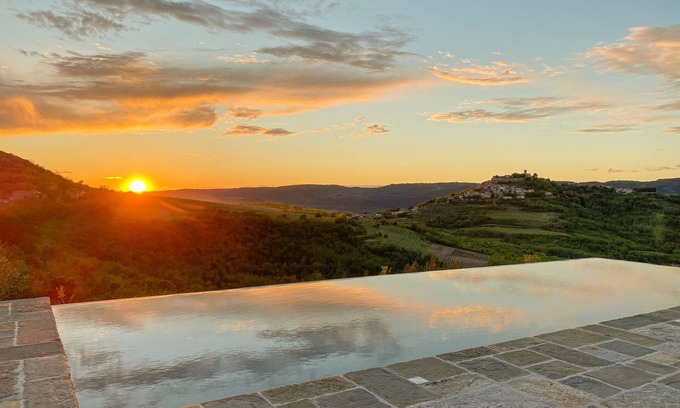 Motovun House | Luxury estate with 60.000 sqm land near hilltop town Motovun