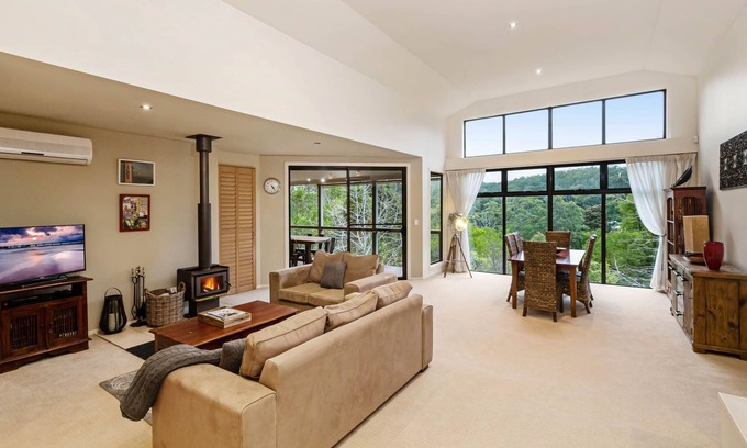 Ravensbourne House | Luxury family holiday retreat in the mountains amongst nature and forest