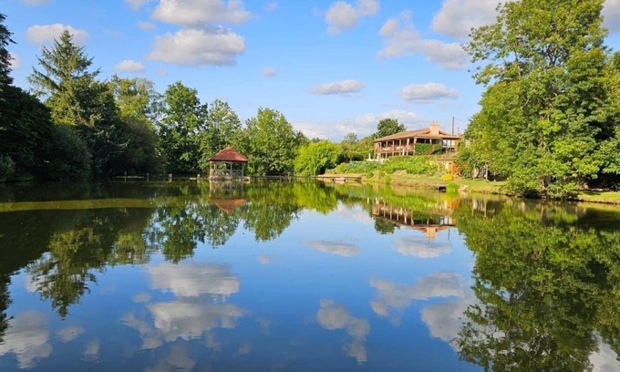 Mouilleron-Saint-Germain Apartment | Luxury accommodation with heated pool, jacuzzi and fishing lake