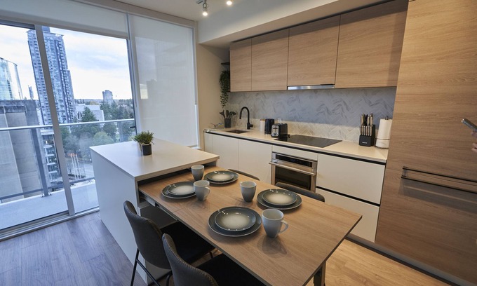 Surrey Apartment | Luxury Furnished 2BR&2BA - New Built + Top Amenities!