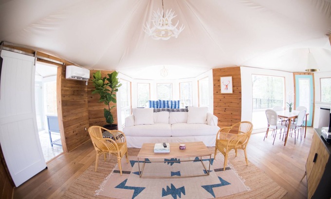 Fentress House | Luxury Glamping on 100+ Acres on the San Marcos River at Wahwahtaysee Resort