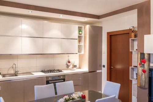 Trezzano sul Naviglio Apartment | Luxury House with WiFi & Free Parking