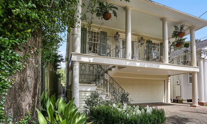 Audubon House | LUXURY IN THE BIG EASY FOR A GREAT PRICE