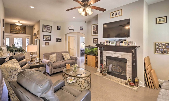 Coopertown Cottage | Luxury Large Group Cottage: 30 Min to Nashville!