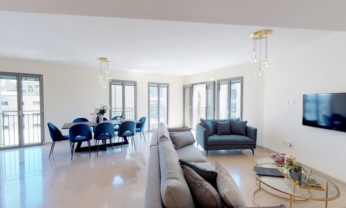 Jerusalem City Centre Apartment | ★ Luxury MAMILLA 2 BR ★ PRIME LOCATION★ Parking★