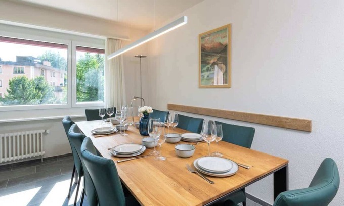 Sankt Moritz-Bad Apartment | Luxury Mountain Nest Ideal for Families & Groups