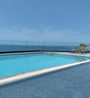 Qender Apartment | Luxury Panorama View with a Pool