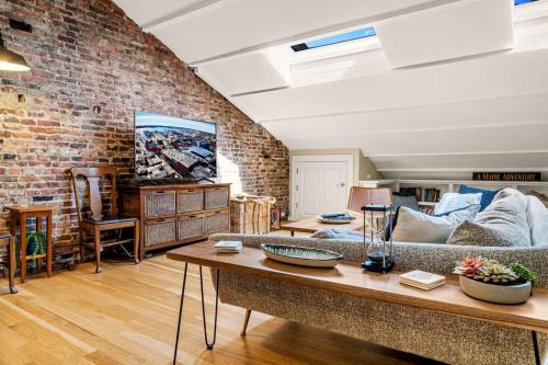 Old Port House | Luxury Penthouse Steps from Downtown Portland