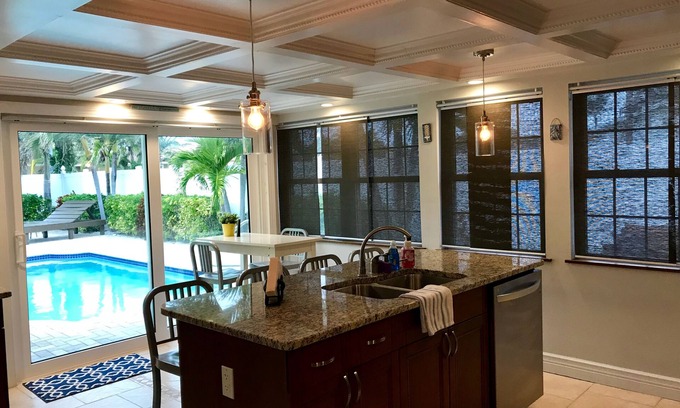 Belleair Beach House | Luxury Pool Home Steps To Beach- Summer Fall 2024 3 month rental only -