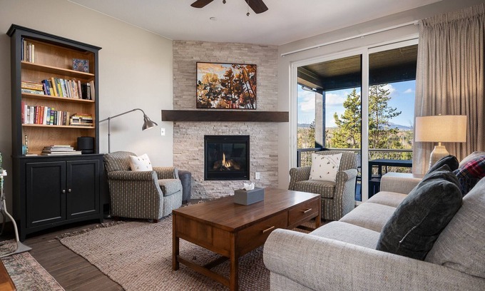 Rendezvous House | Luxury River Run 75 I Great Views I Private Hot Tub I Best Price I Discounted Attractions