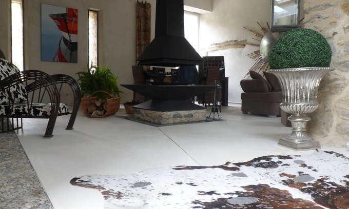 Savoillan House | LUXURY SHEEPFOLD AT THE FOOT OF VENTOUX WITH REFINED AND ORIGINAL DECORATION