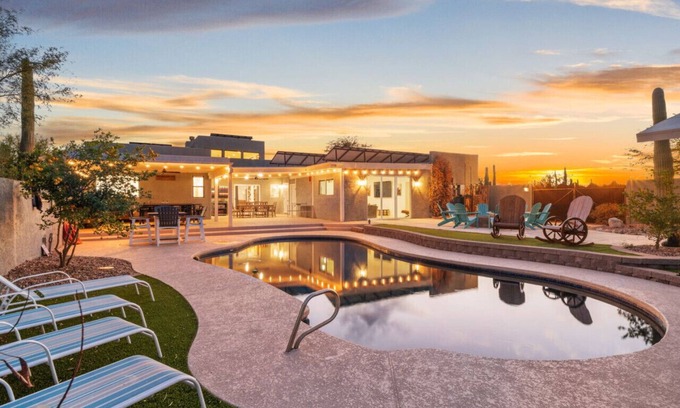 Tanque Verde Apartment | Luxury Southwest Gem with Pool & Spa near Mt. Lemon!