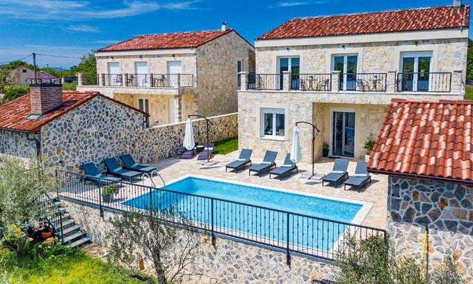 Brisevo Villa | Luxury Stone villa with pool - Briševo