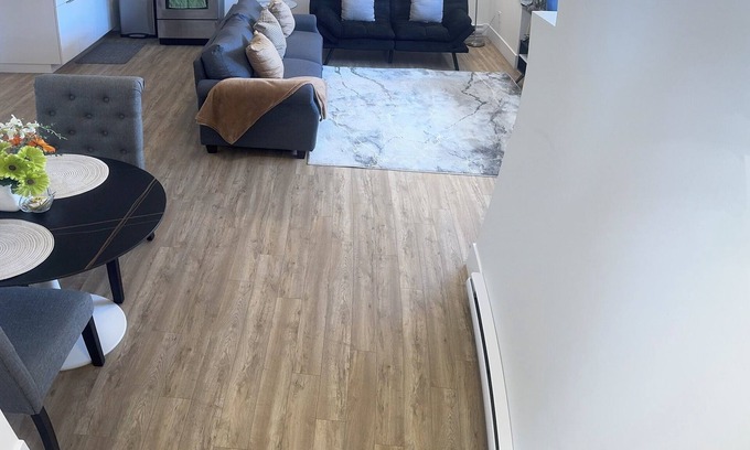 Riverview Apartment | Luxury Suite in Bristol Riverview.nAvenir Centre - 6 minutes.