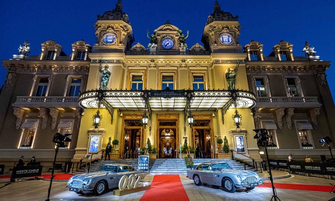 Beausoleil Apartment | Luxury top floor apartment overlooking Monte Carlo.