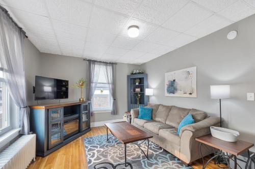 Two Harbors Apartment | Luxury Two Harbors Apartment Unit 5