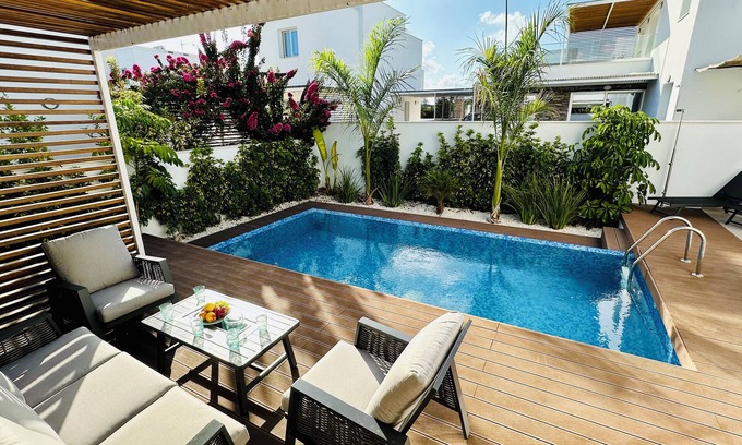 Geroskipou Villa | Luxury Villa Bird of Paradise.With Private Pool close to beach and Paphos centre