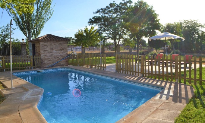 Fernan Caballero Villa | Luxury villa with private pool, barbecue, fireplace and 5 bedrooms