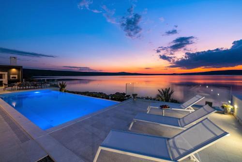 Novigrad Villa | Luxury Villa Novita with Pool
