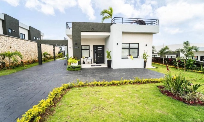 Ocho Rios Villa | Luxury villa with a private rooftop and backyard.
