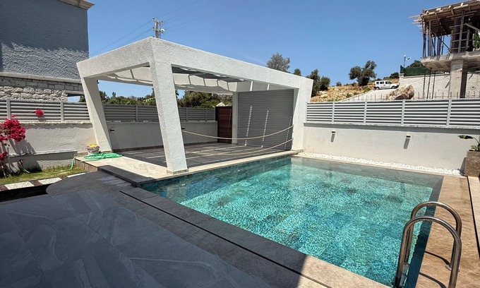 Sifne Mahallesi Villa | Luxury Villa with Private Pool Çeşme Sifne Alaçatı