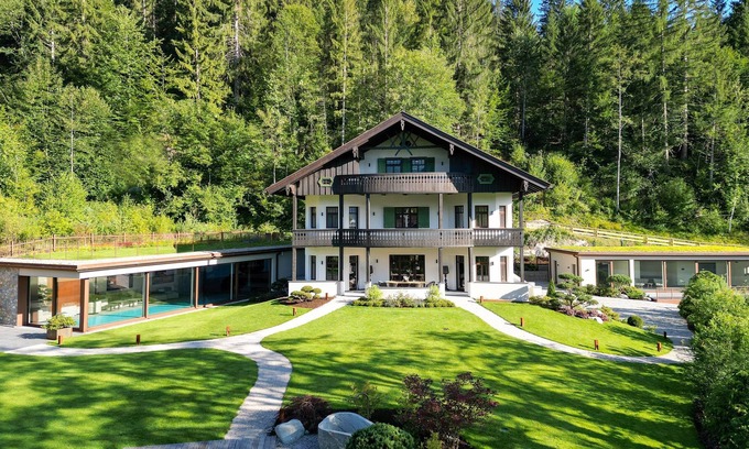 Garmisch-Partenkirchen Villa | Luxus Villa Kramer Garmisch Partenkirchen